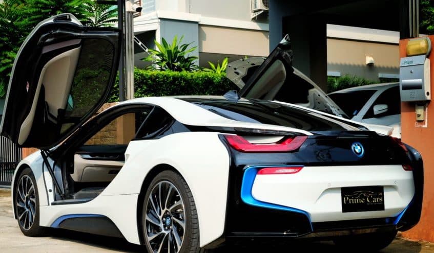 รถยนต์ไฟฟ้า BMW i8